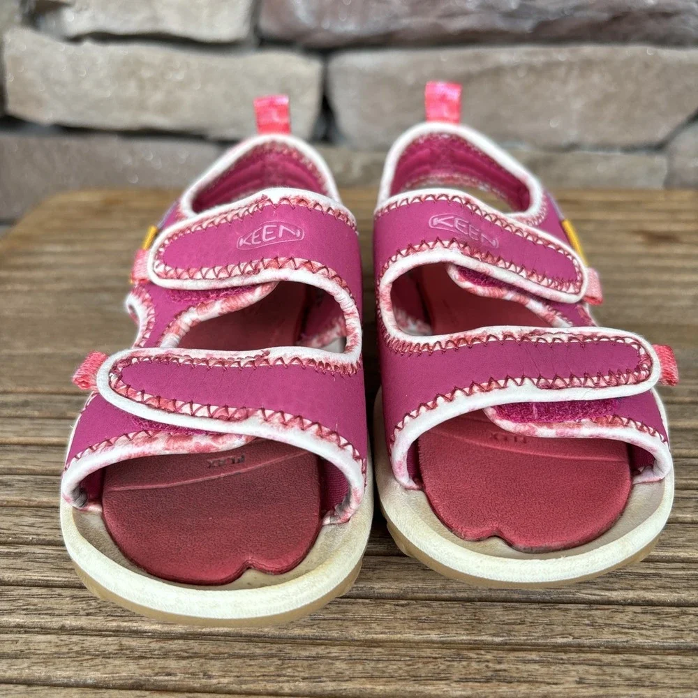 Keen Knotch Creek Toddler US 6 Open Toe Pink/White Water Sports/Hiking Sandals
